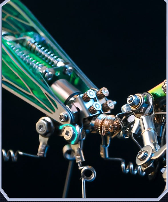 Phantom Prayer Bug Metal Tide Play Handmade Assembled Praying Mantis Model Insect Ornaments Holiday Gift For Boys